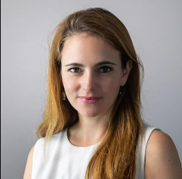<em>Carmen L.</em>